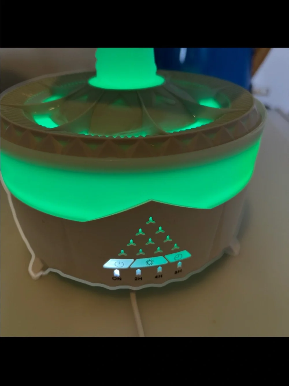 UFO Raindrop Aroma Diffuser lights up multicolor LED soothing sounds No Remote